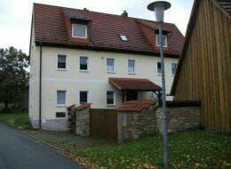 Großes Bauernhaus mit 6.500 m² – Familien & Tierfreunde willkommen!